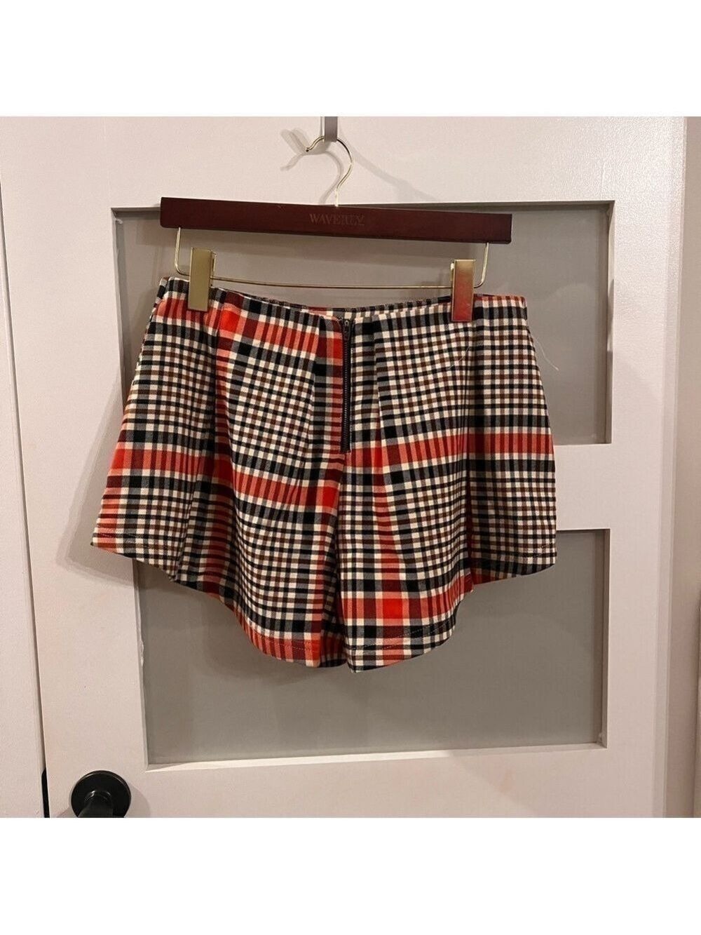 FREE PEOPLE Mayfair pleated shorts. NWOT Size 8
